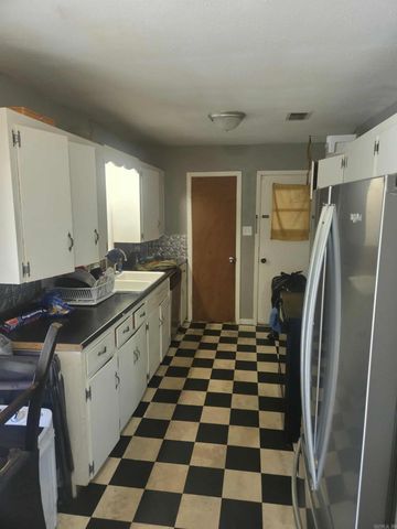 1401 Ashley Drive, Pine Bluff, AR 71601