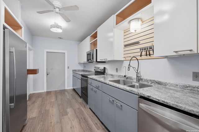 1902 Almond, San Antonio, TX 78247