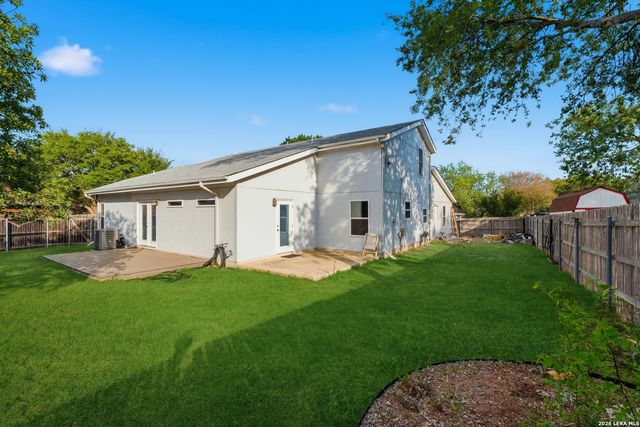 1902 Almond, San Antonio, TX 78247