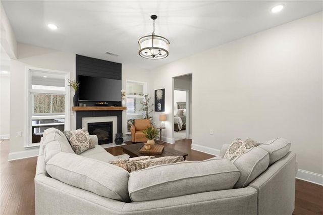 1120 Cooks Farm Way, Woodstock, GA 30189