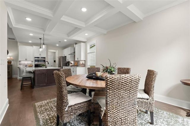 1120 Cooks Farm Way, Woodstock, GA 30189