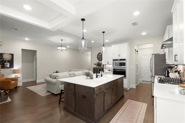 1120 Cooks Farm Way, Woodstock, GA 30189