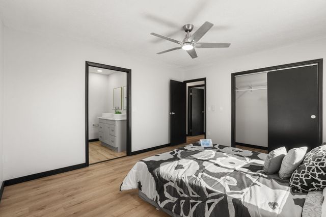 5809 Warren Lane SW, Albuquerque, NM 87105