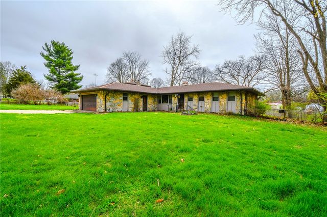 3223 Ravenwood Road, Fairborn, OH 45324