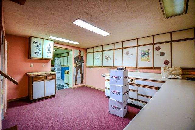 3223 Ravenwood Road, Fairborn, OH 45324