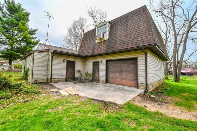 3223 Ravenwood Road, Fairborn, OH 45324