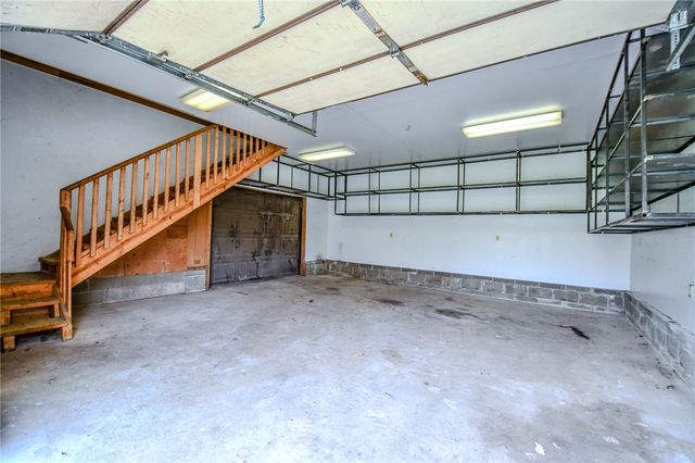 3223 Ravenwood Road, Fairborn, OH 45324