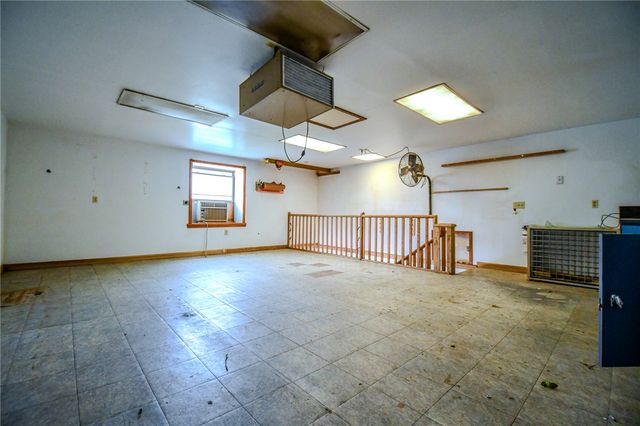 3223 Ravenwood Road, Fairborn, OH 45324