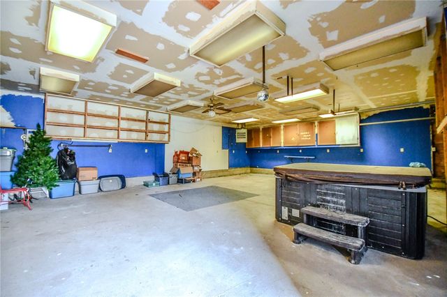 3223 Ravenwood Road, Fairborn, OH 45324