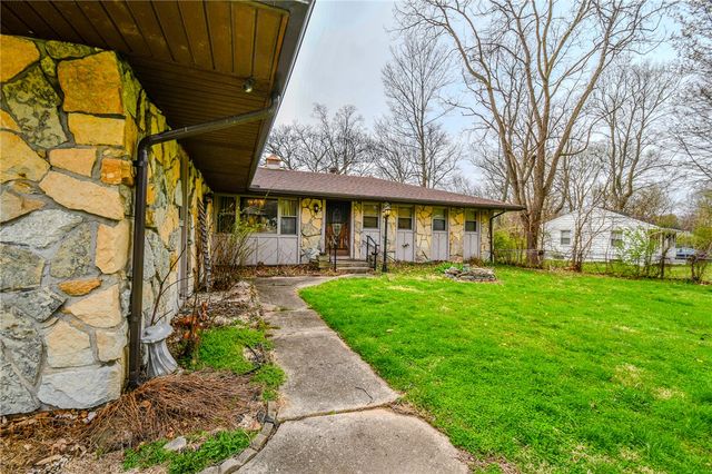 3223 Ravenwood Road, Fairborn, OH 45324