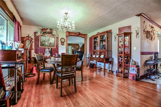 3223 Ravenwood Road, Fairborn, OH 45324