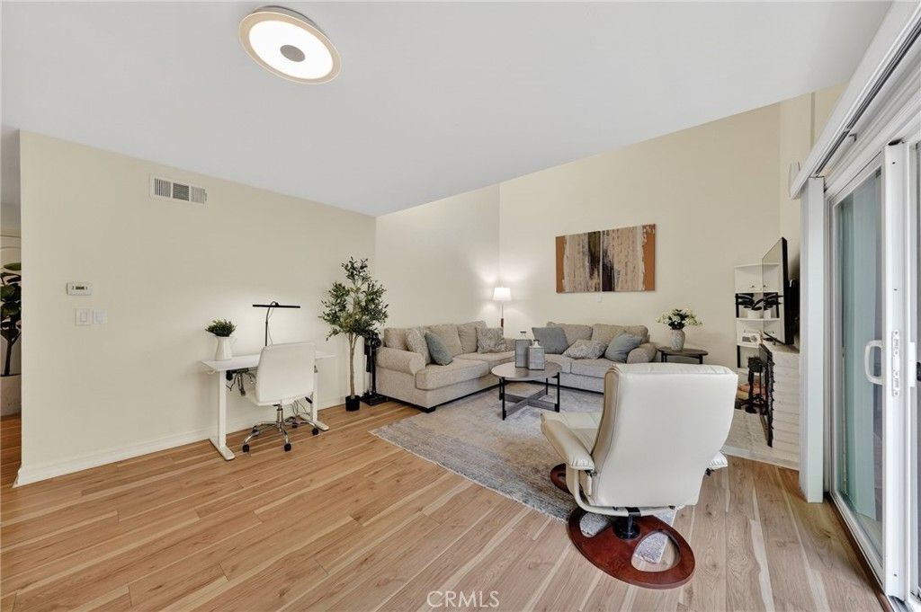 Image 11 of property listing at 4842 Carmonita Lane, Yorba Linda, CA 92886