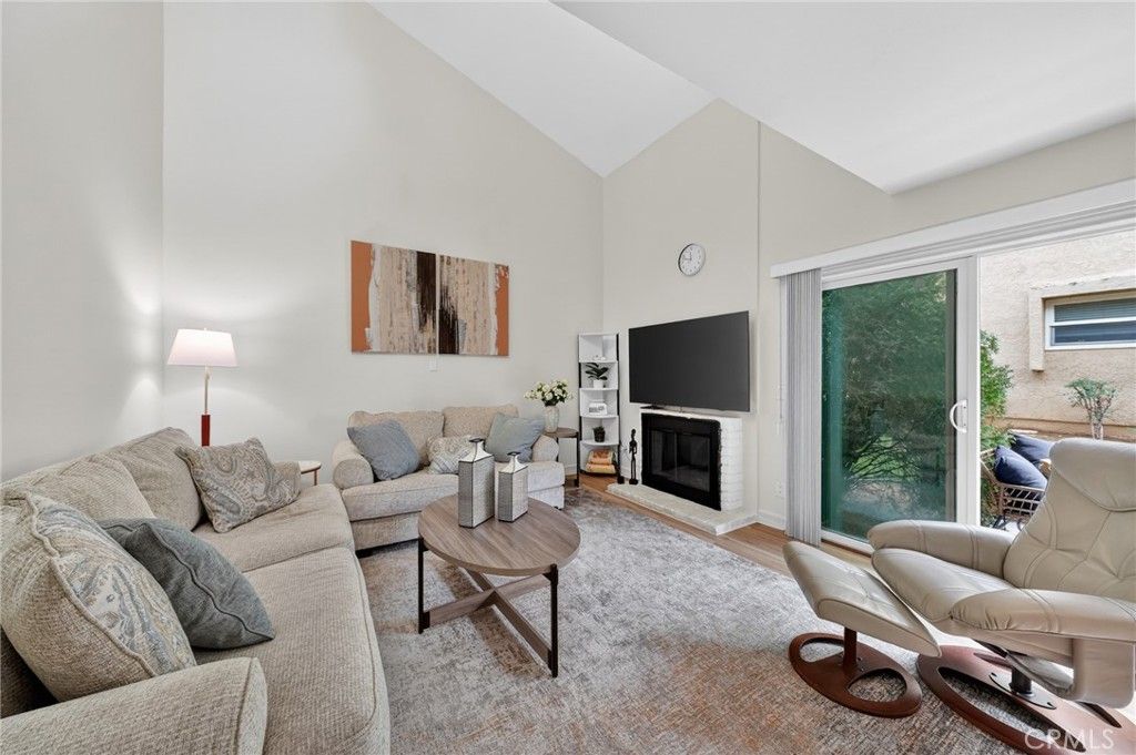 Image 12 of property listing at 4842 Carmonita Lane, Yorba Linda, CA 92886