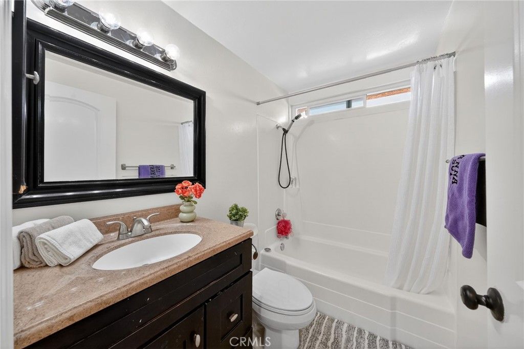 Image 20 of property listing at 4842 Carmonita Lane, Yorba Linda, CA 92886