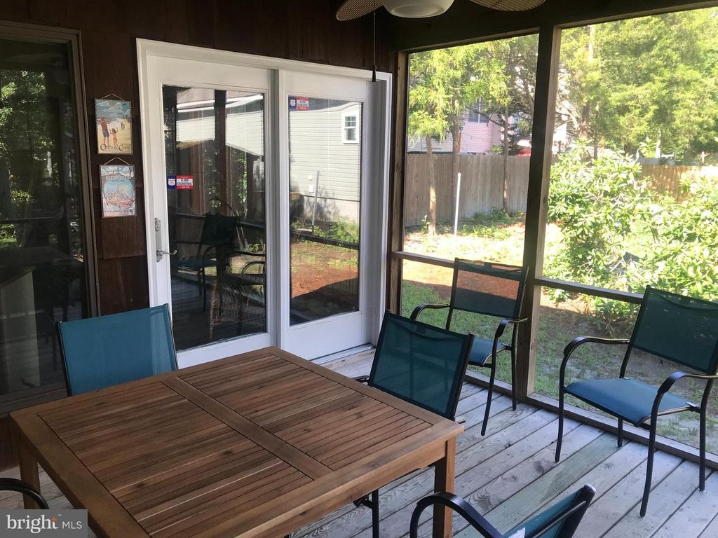 Image 10 of property listing at 14103 DERRICKSON AVE, Ocean City, MD 21842