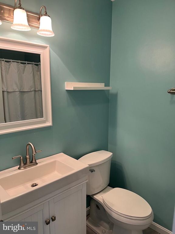Image 21 of property listing at 14103 DERRICKSON AVE, Ocean City, MD 21842