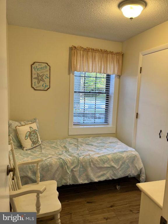 Image 27 of property listing at 14103 DERRICKSON AVE, Ocean City, MD 21842