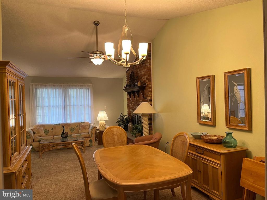 Image 6 of property listing at 14103 DERRICKSON AVE, Ocean City, MD 21842