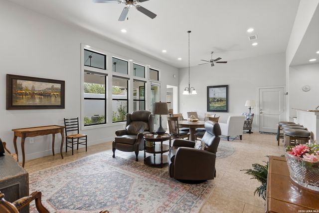 1728 Nordberg, Seguin, TX 78155