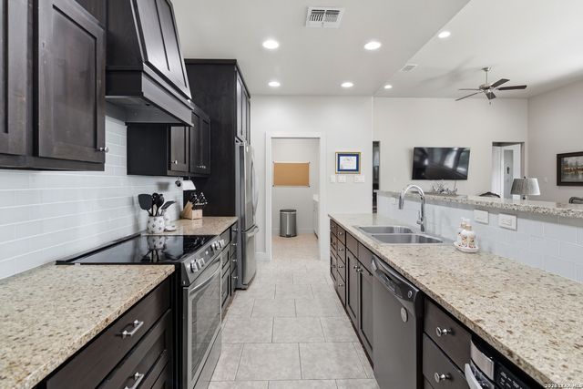 1728 Nordberg, Seguin, TX 78155