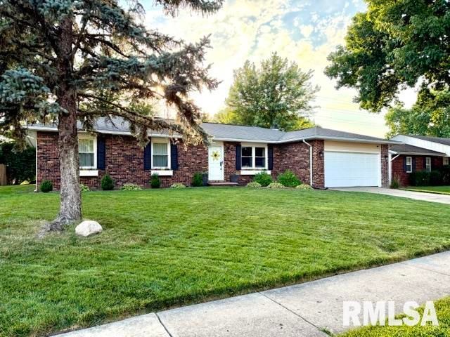 75 Roundtable Road, Springfield, IL 62704