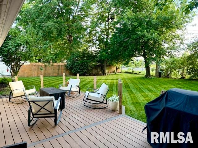 75 Roundtable Road, Springfield, IL 62704
