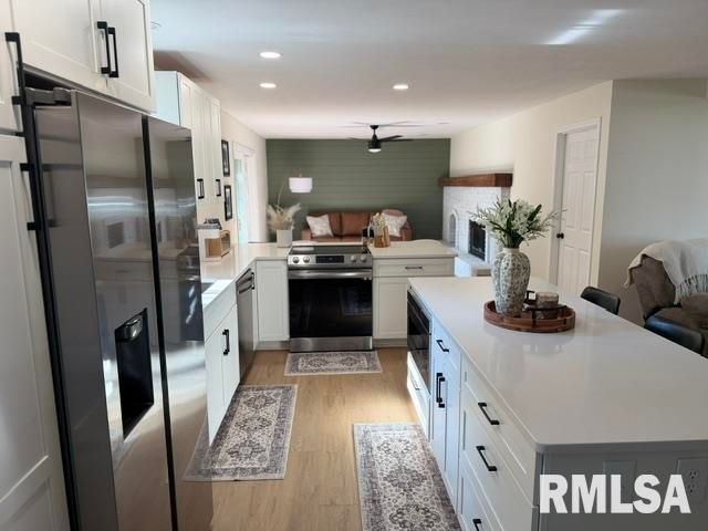 75 Roundtable Road, Springfield, IL 62704