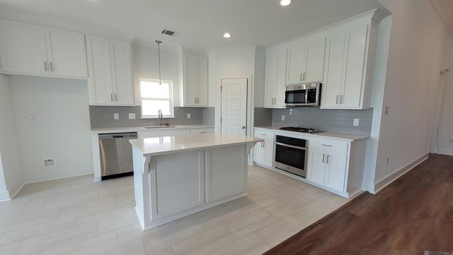 39227 Bridge Path Ln, Gonzales, LA 70737