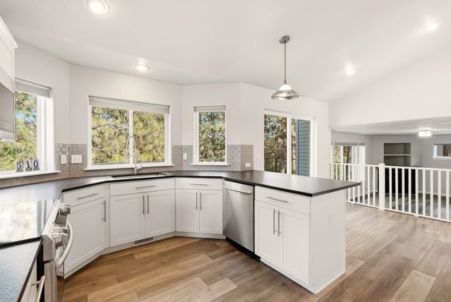 510 W Bolan Ave, Spokane, WA 99224