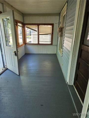 78 High Street, Evans, NY 14006