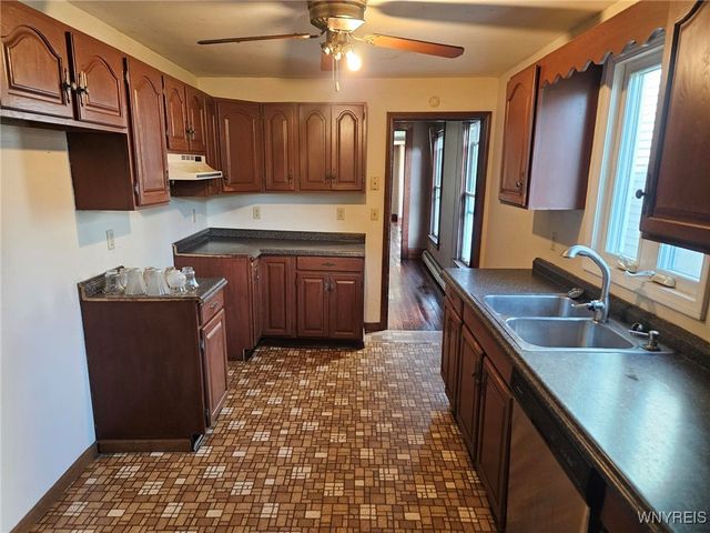 78 High Street, Evans, NY 14006