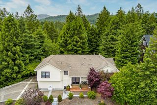 4266 Forest Hill Drive, Fortuna, CA 95540