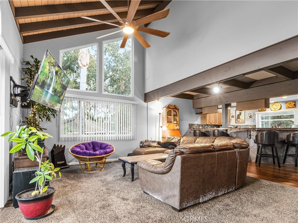 Image 10 of property listing at 20482 Pine, Trabuco Canyon, CA 92679