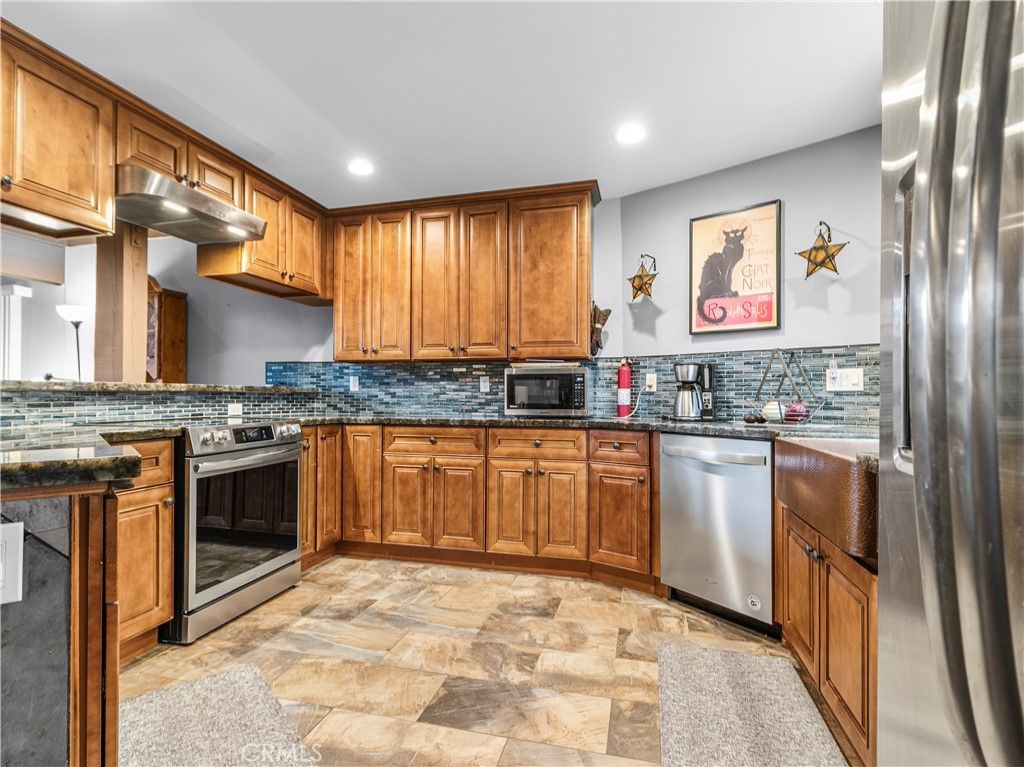 Image 21 of property listing at 20482 Pine, Trabuco Canyon, CA 92679