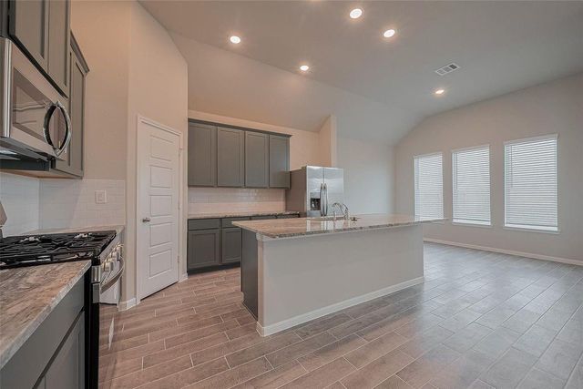 1070 Comal Trail, Dayton, TX 77535