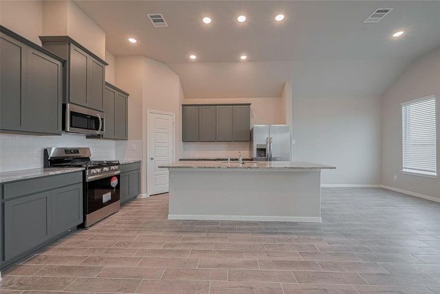 1070 Comal Trail, Dayton, TX 77535