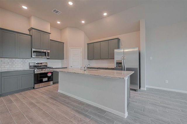 1070 Comal Trail, Dayton, TX 77535