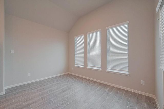 1070 Comal Trail, Dayton, TX 77535