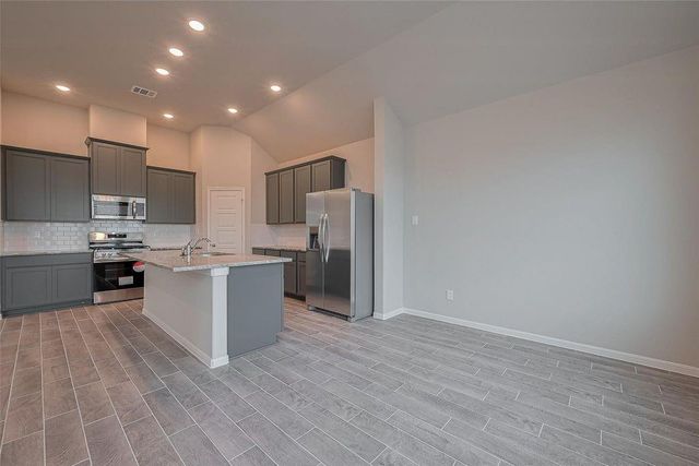 1070 Comal Trail, Dayton, TX 77535