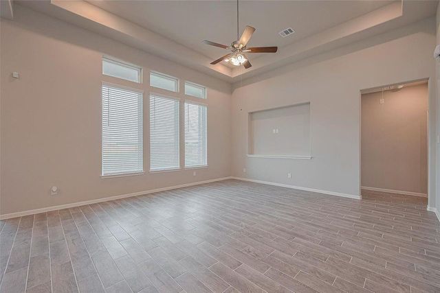 1070 Comal Trail, Dayton, TX 77535