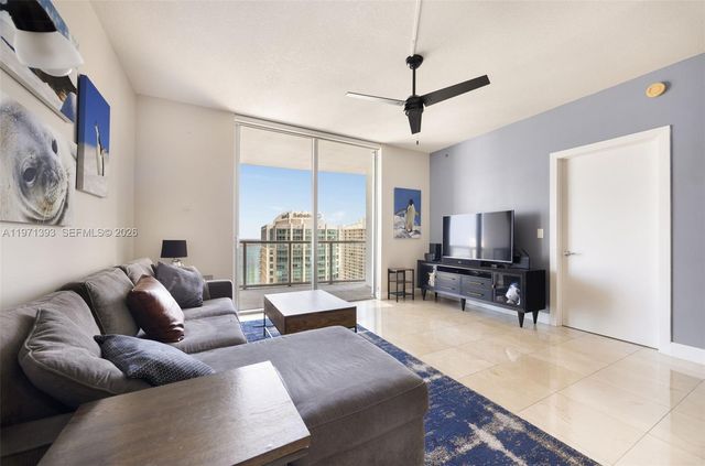 1060 Brickell Ave 3505, Miami, FL 33131