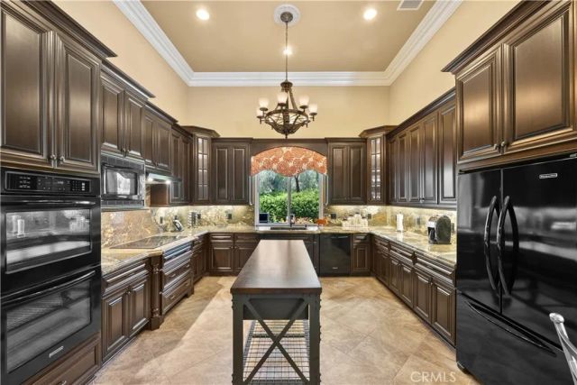 38565 Celine Cove, Murrieta, CA 92562