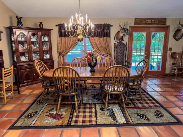 195 CR 1772, Jefferson, TX 75657