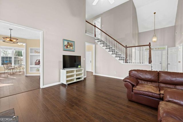 4409 Chatham View Drive, Buford, GA 30518