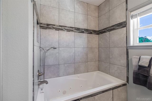 333 Della Fox Lane, Westcliffe, CO 81252