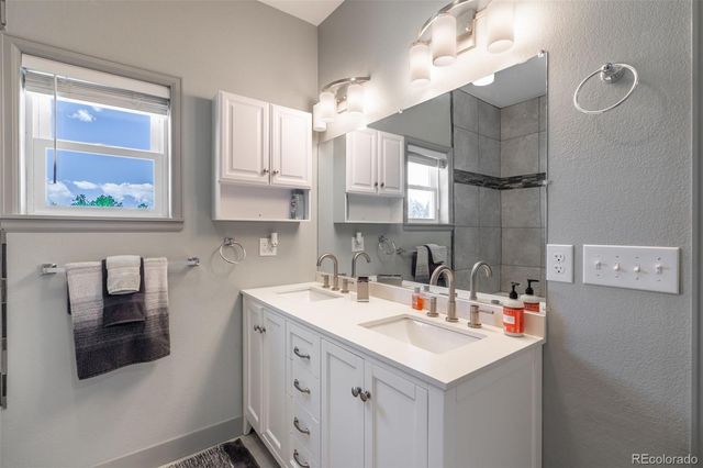 333 Della Fox Lane, Westcliffe, CO 81252