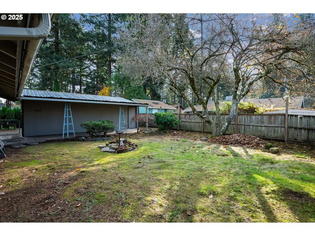 13020 Ne SAN RAFAEL St, Portland, OR 97230