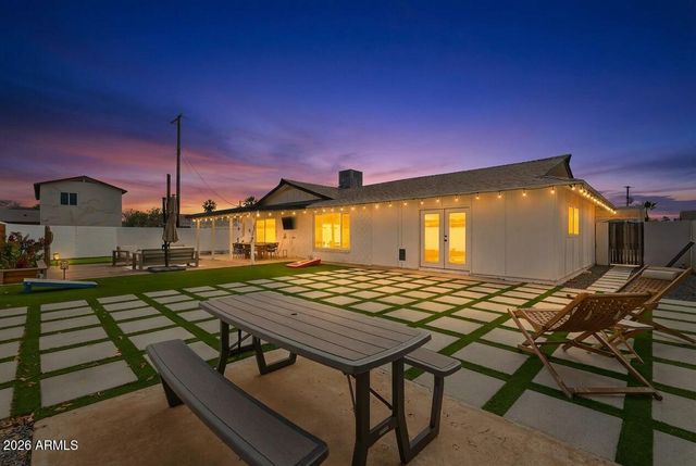 8516 E LEWIS Avenue, Scottsdale, AZ 85257