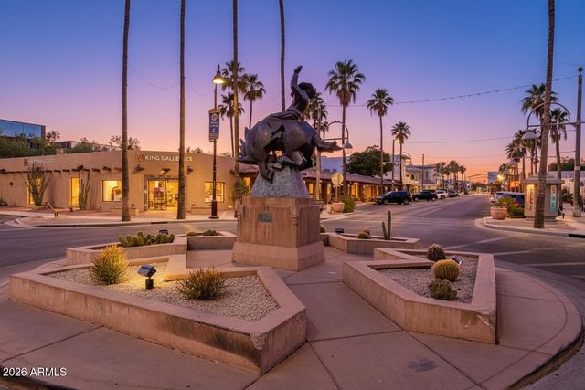 8516 E LEWIS Avenue, Scottsdale, AZ 85257