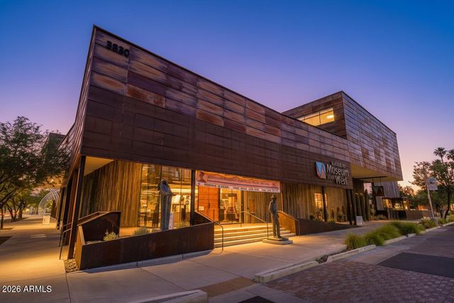 8516 E LEWIS Avenue, Scottsdale, AZ 85257